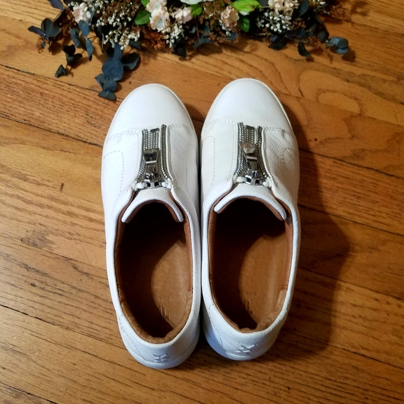 Frye Women's Lena Zip Low Fashion Sneakers ( D2) - Picture 3 of 7